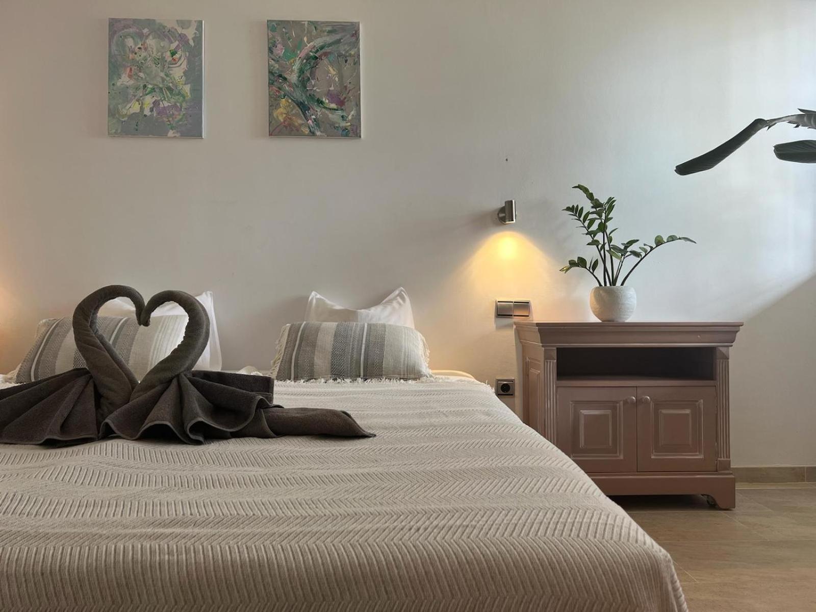 Canaan In Tenerife - Heated Pool, Ocean Views, Palm Garden, Costa Adeje (Tenerife)