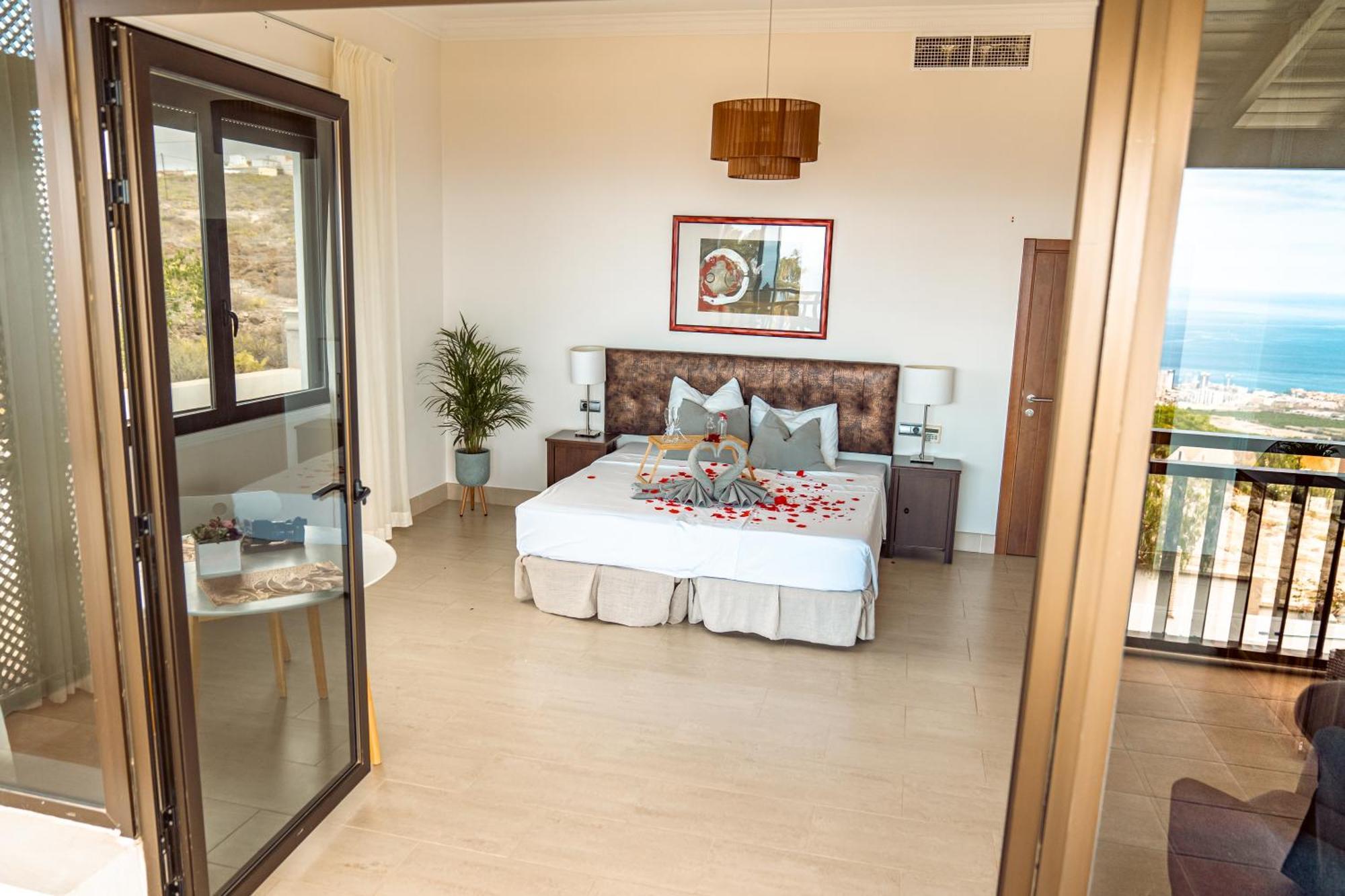 Canaan In Tenerife - Heated Pool, Ocean Views, Palm Garden, *